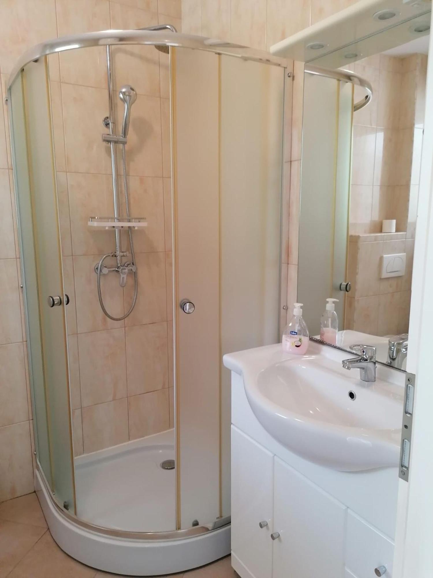 Apartment Cindy لوفغان المظهر الخارجي الصورة